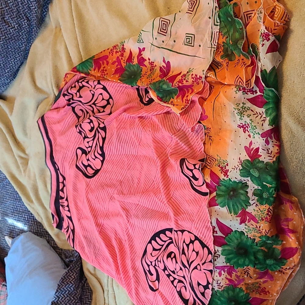 Closet clean out - Picture 2 of 12
